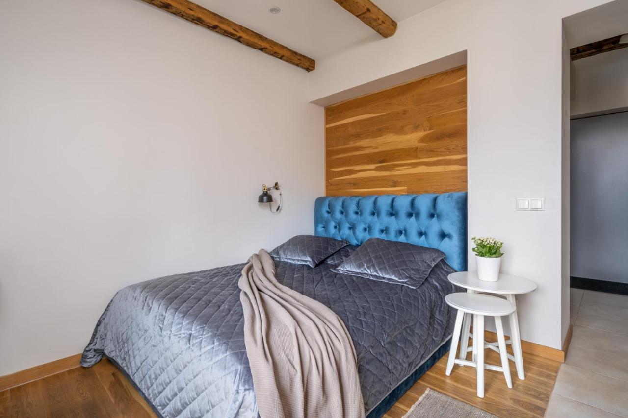 Trendy Top-Floor Stay In Heart Of Riga, Near Bars & Culture ภายนอก รูปภาพ
