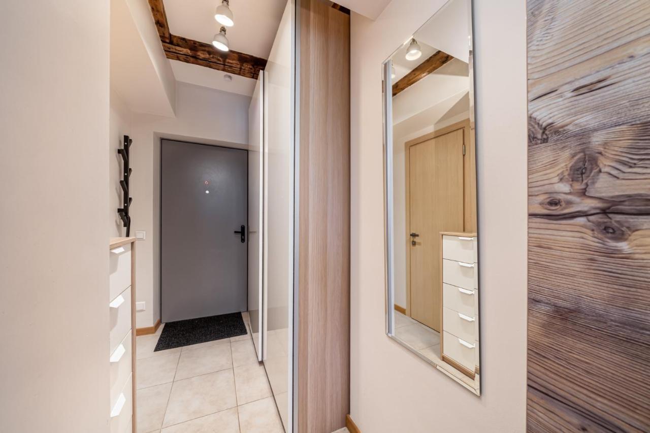 Trendy Top-Floor Stay In Heart Of Riga, Near Bars & Culture ภายนอก รูปภาพ