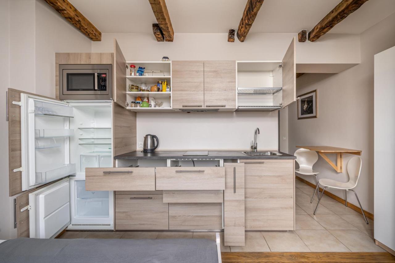 Trendy Top-Floor Stay In Heart Of Riga, Near Bars & Culture ภายนอก รูปภาพ